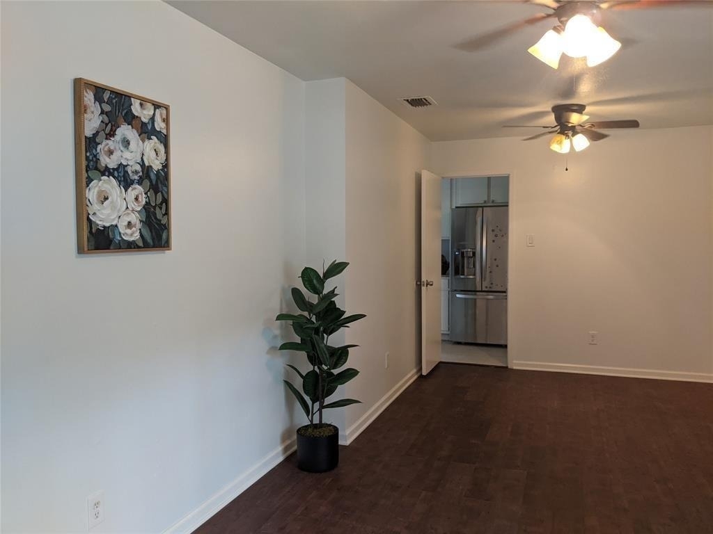 13114 Gina Street - Photo 8