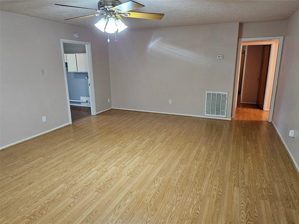 4218 Ember Lane - Photo 3