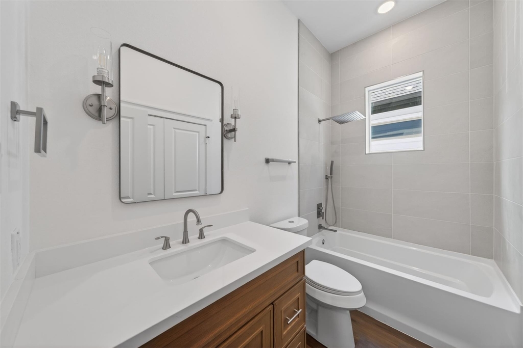 2714 Drew Street - Photo 19