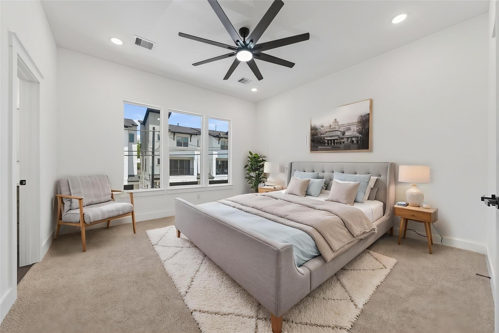 2714 Drew Street - Photo 11