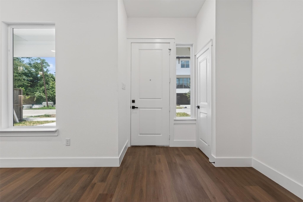 2714 Drew Street - Photo 27