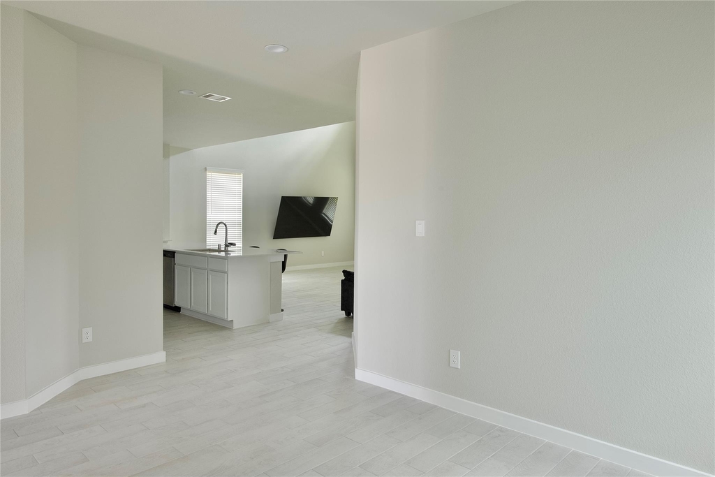 3207 Tilley Drive - Photo 7