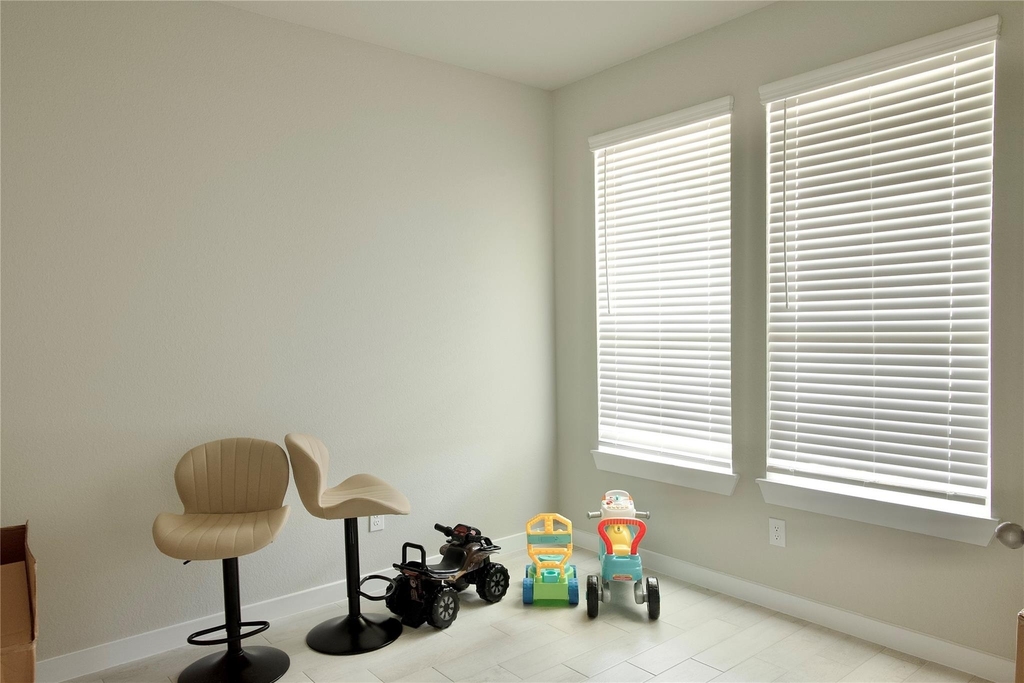 3207 Tilley Drive - Photo 5