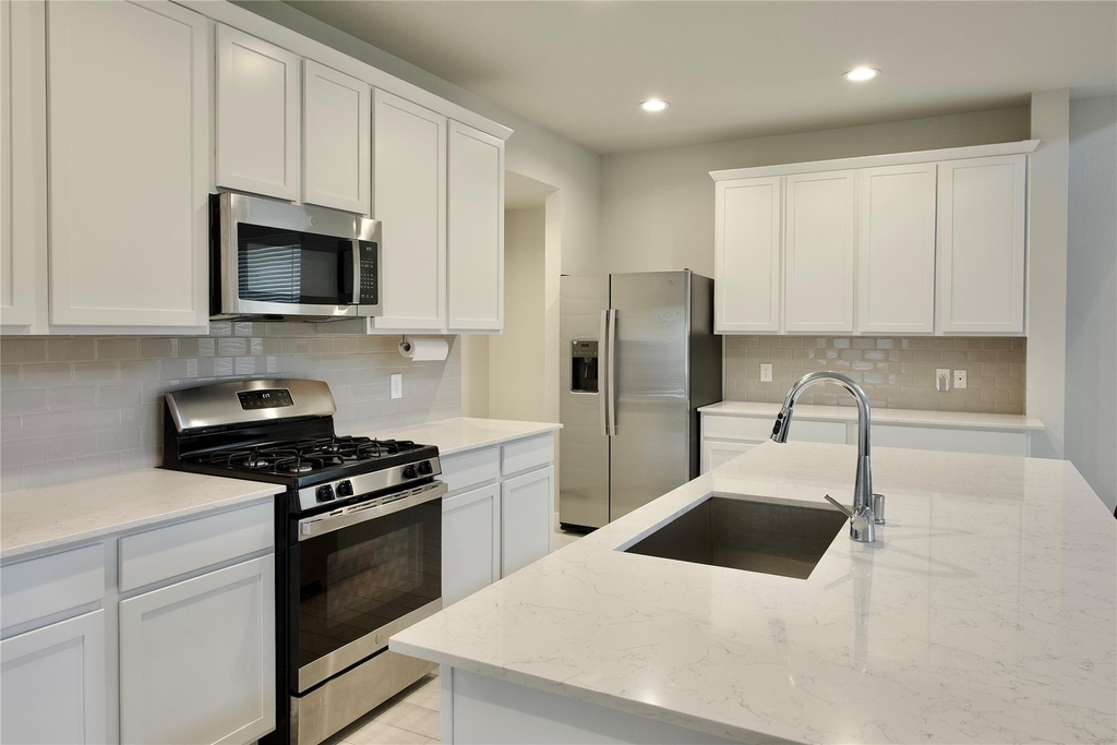 3207 Tilley Drive - Photo 9