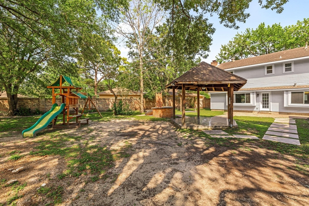 2114 Briargreen Drive - Photo 35