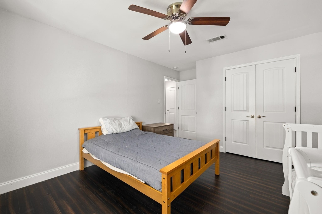 2114 Briargreen Drive - Photo 21