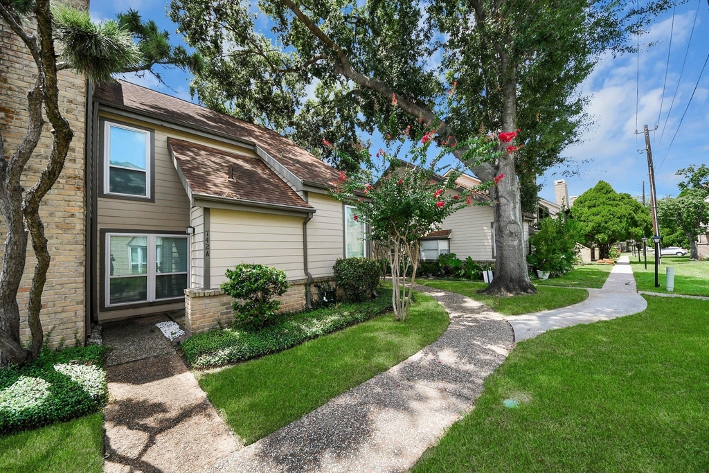 742 Country Place Drive - Photo 2