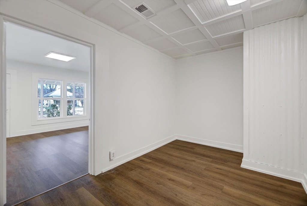 158 E 7th Street - Photo 21