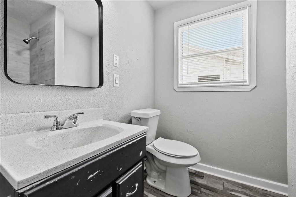 1920 May Street - Photo 16