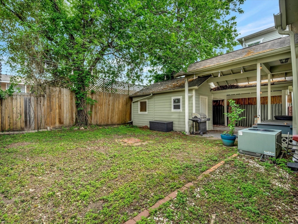 4628 Kermit Street - Photo 28