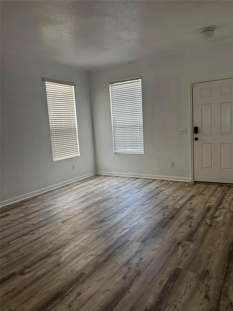 6703 Cortenridge Lane - Photo 9