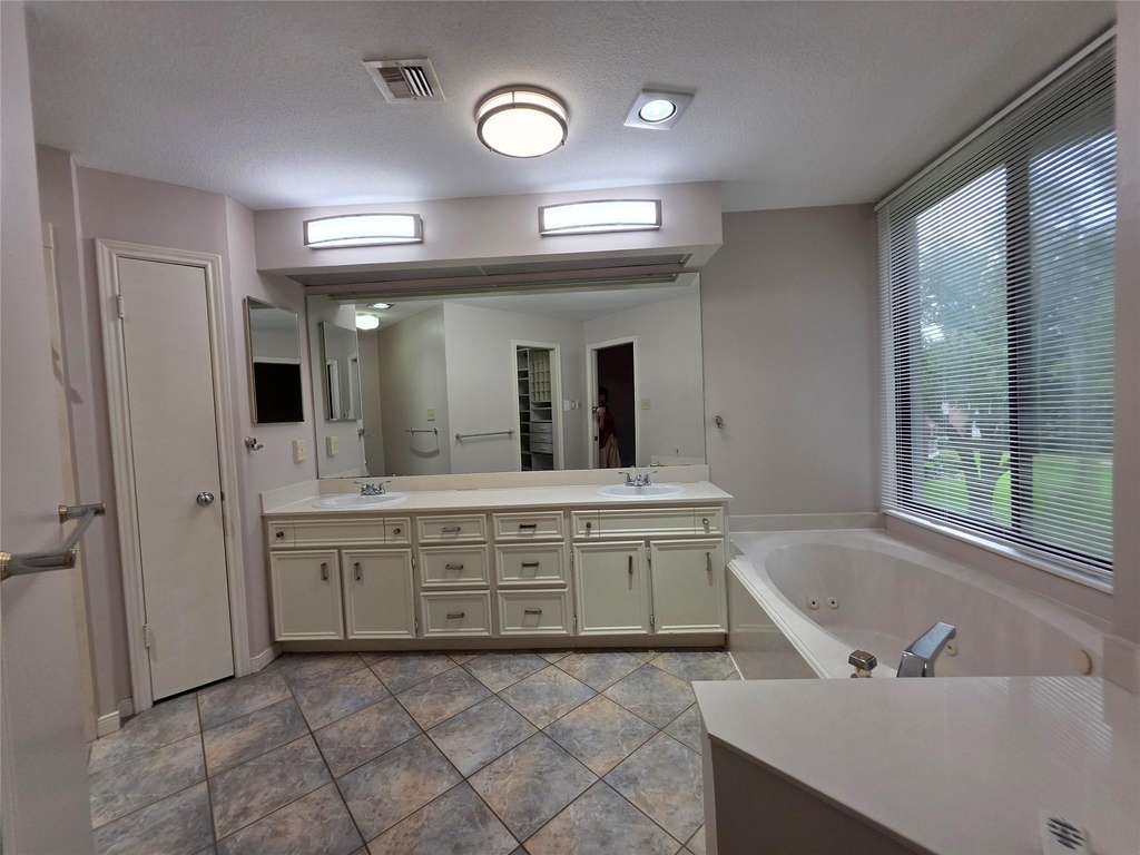 2013 Enterprise Avenue - Photo 12