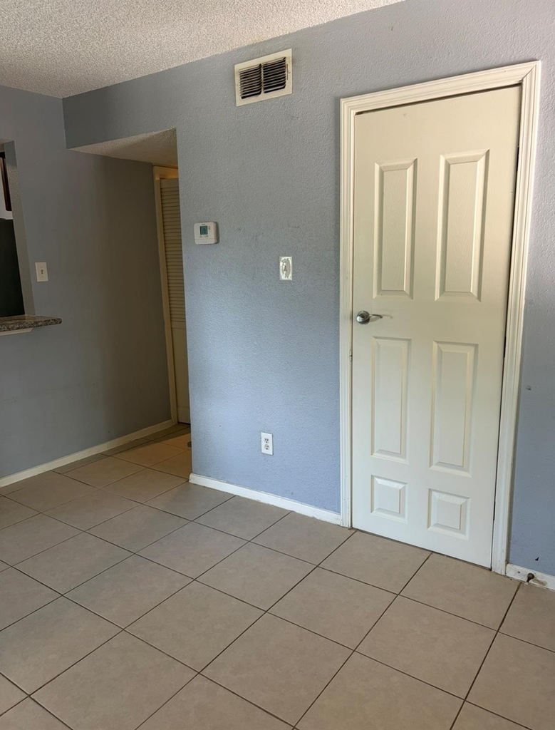 12005 Greenwood Forest Drive - Photo 4