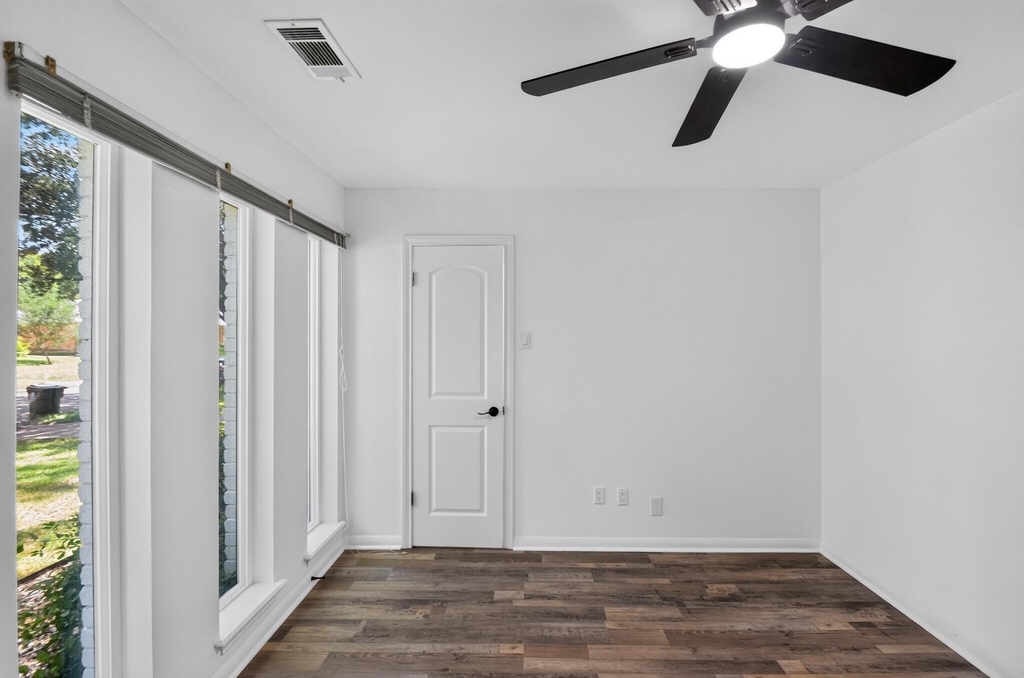 5675 Sylmar Road - Photo 16