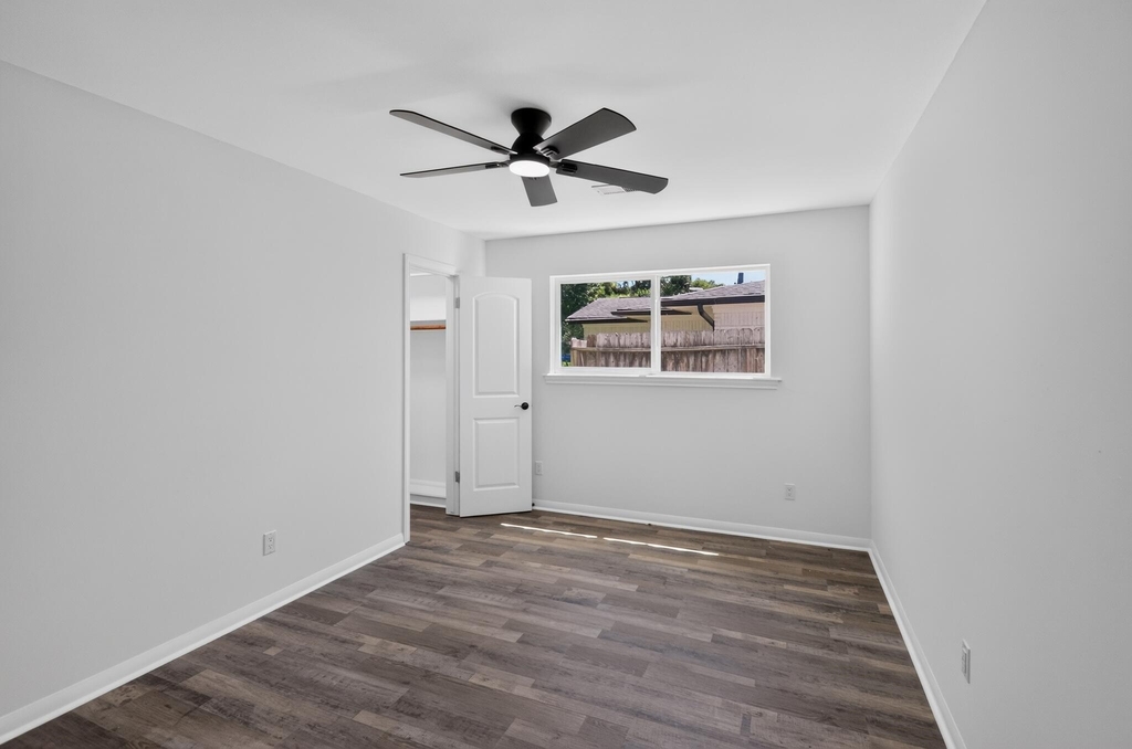 5675 Sylmar Road - Photo 20