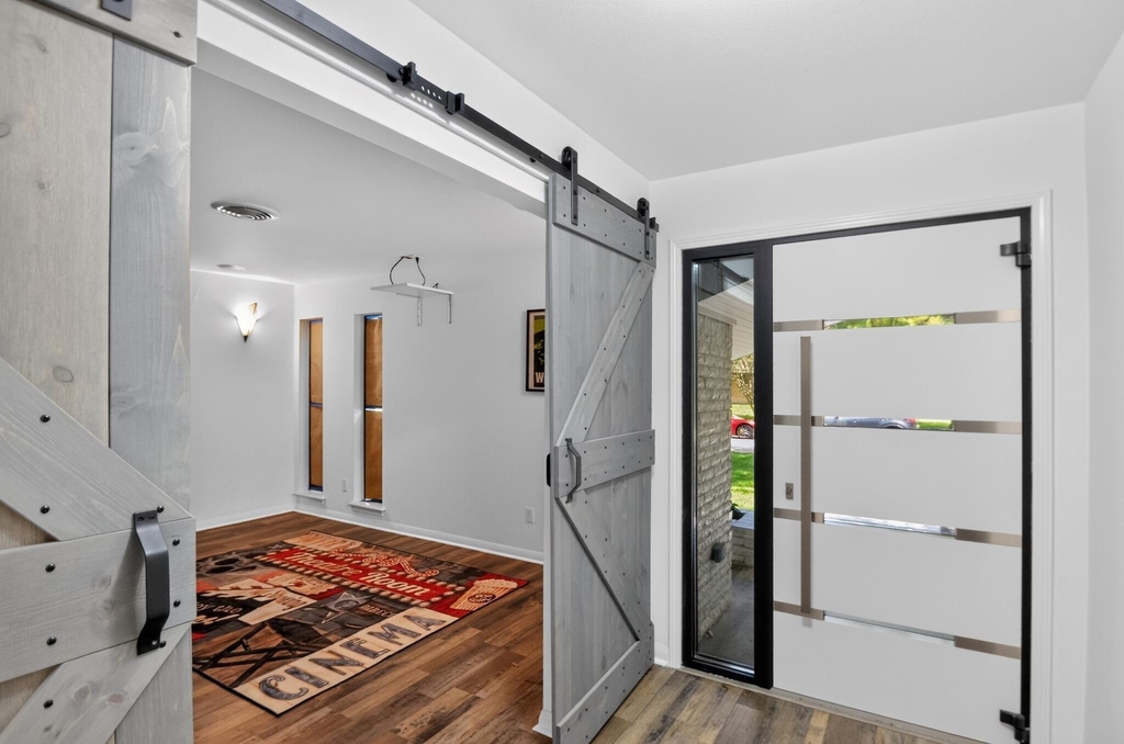 5675 Sylmar Road - Photo 5