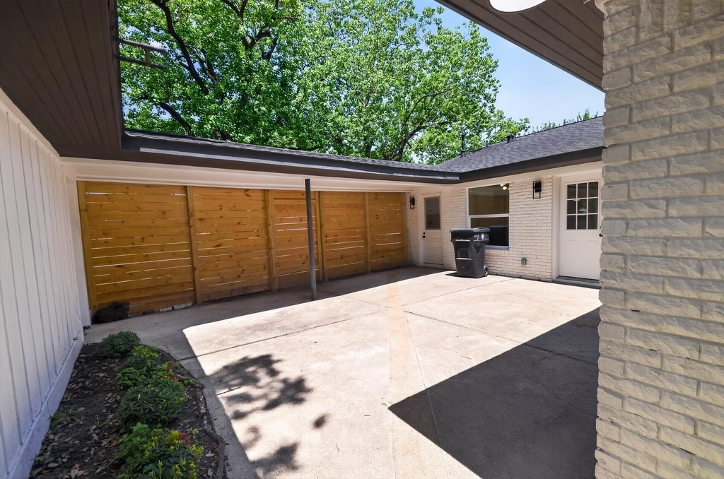 5675 Sylmar Road - Photo 30
