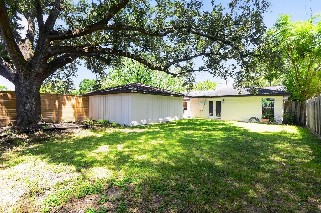 5675 Sylmar Road - Photo 30