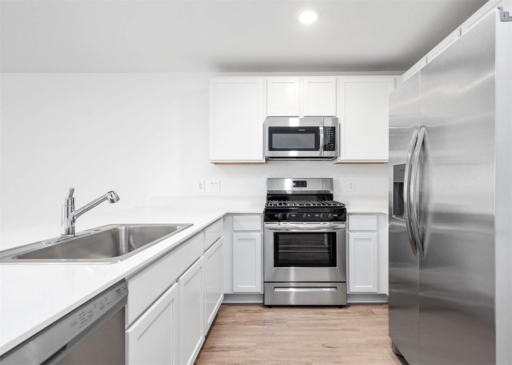 535 Flower Reed Court - Photo 4