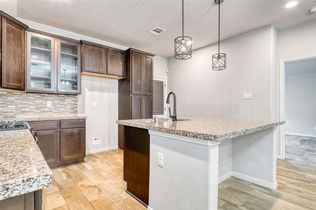 7919 Cypress Country Drive - Photo 11