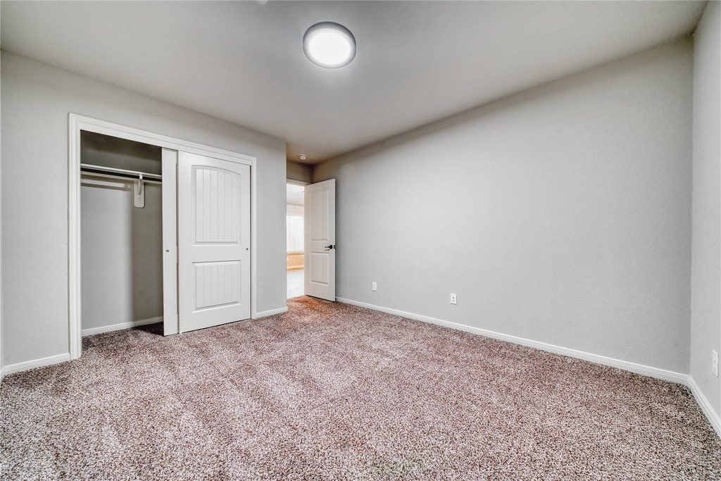 7919 Cypress Country Drive - Photo 18