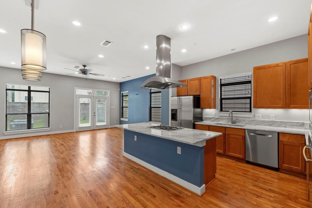 1410 Knox Street - Photo 7