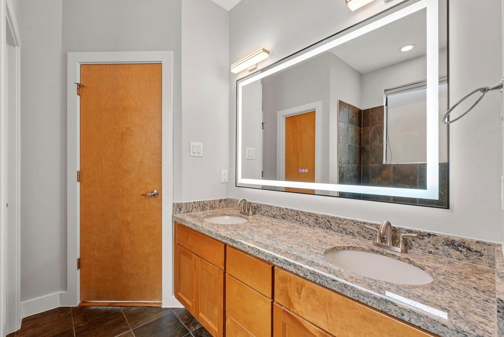 1410 Knox Street - Photo 33