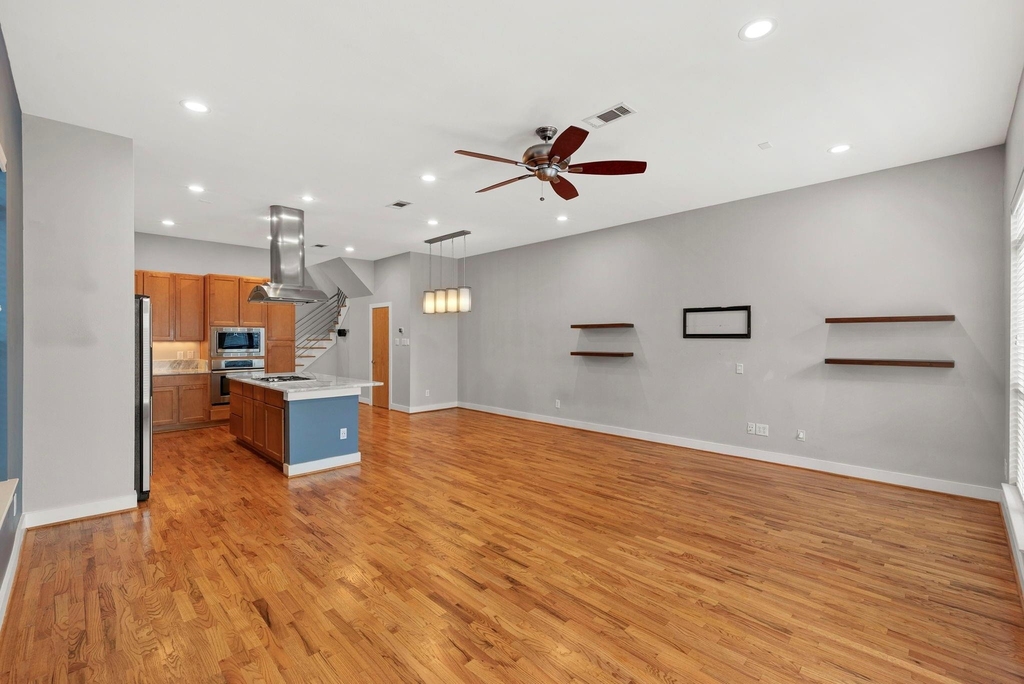1410 Knox Street - Photo 10