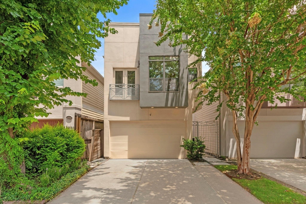 1410 Knox Street - Photo 0