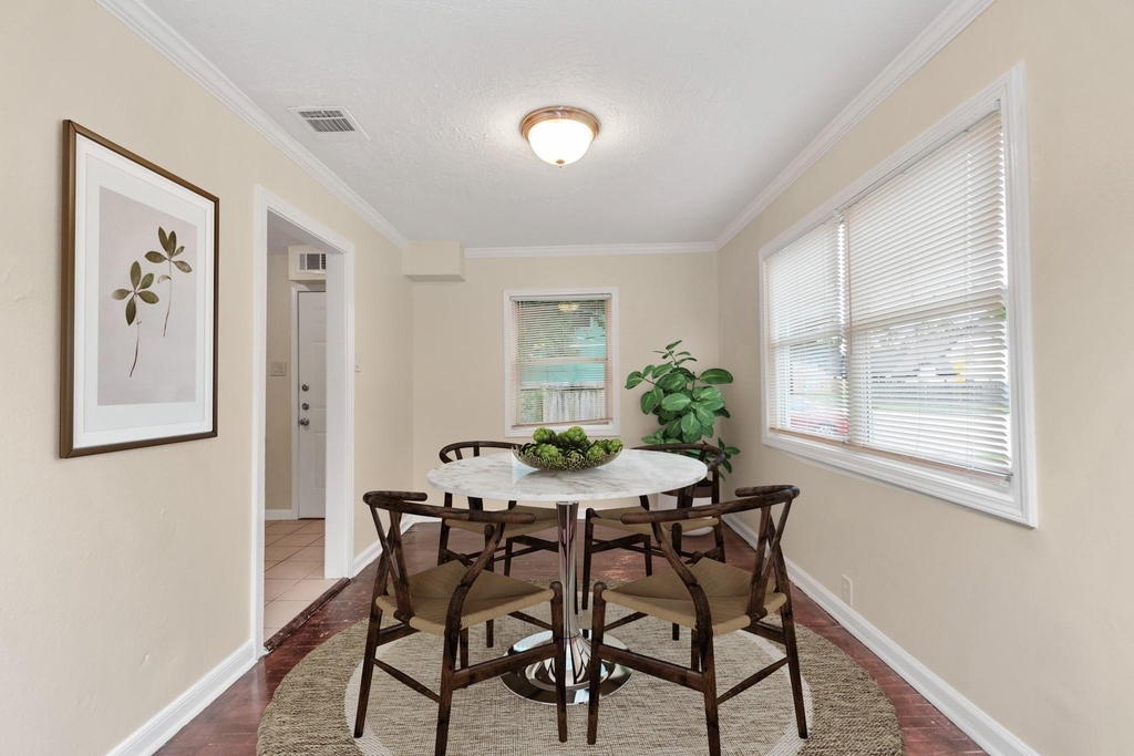 4701 Burket - Photo 2