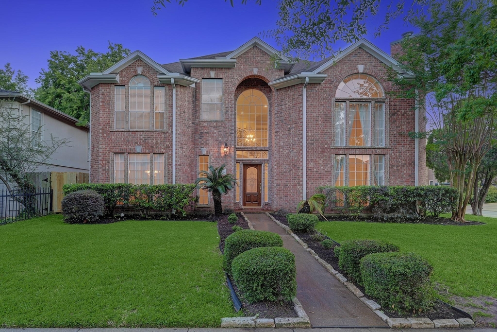 5365 Lampasas Street - Photo 0