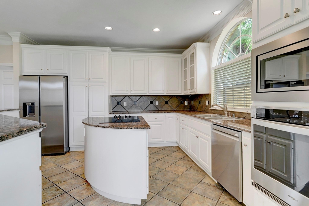 5365 Lampasas Street - Photo 14