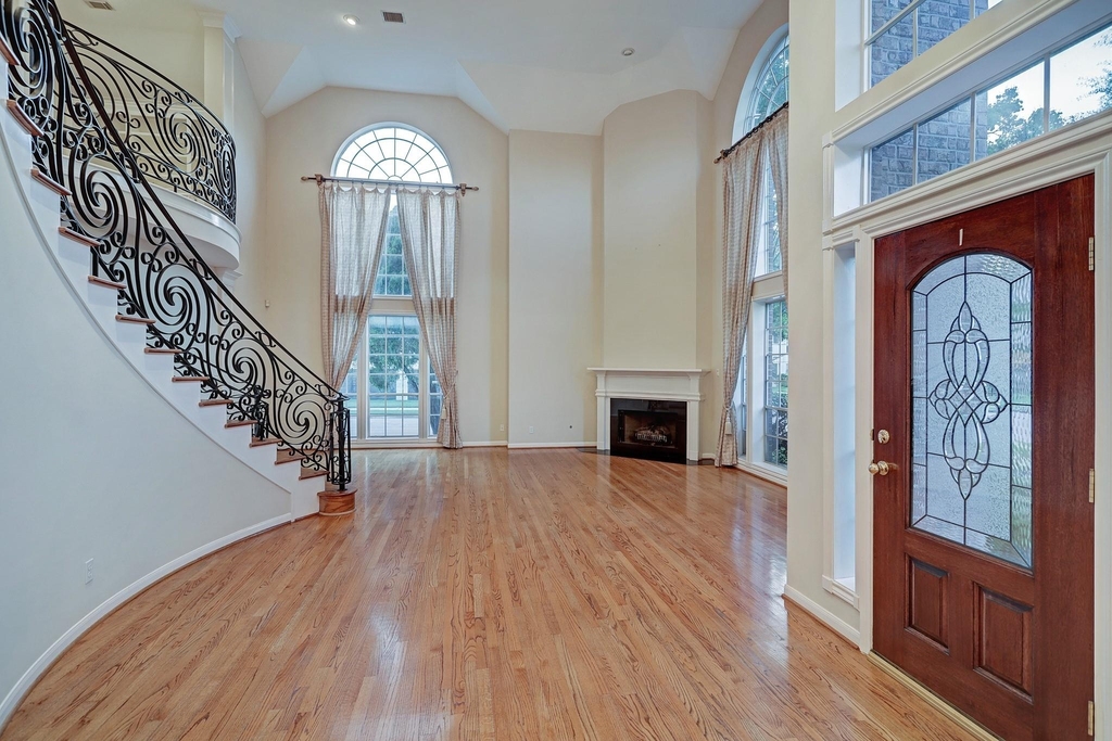 5365 Lampasas Street - Photo 7