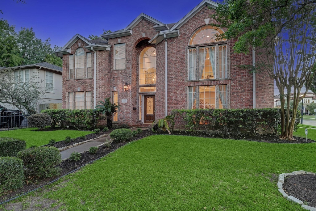5365 Lampasas Street - Photo 5