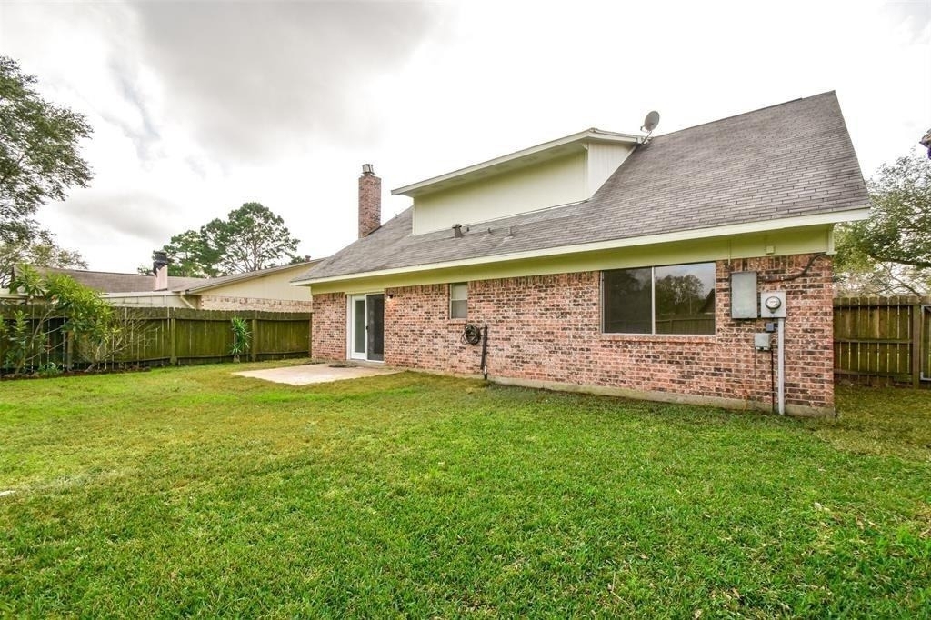 2110 Whiteback Drive - Photo 32