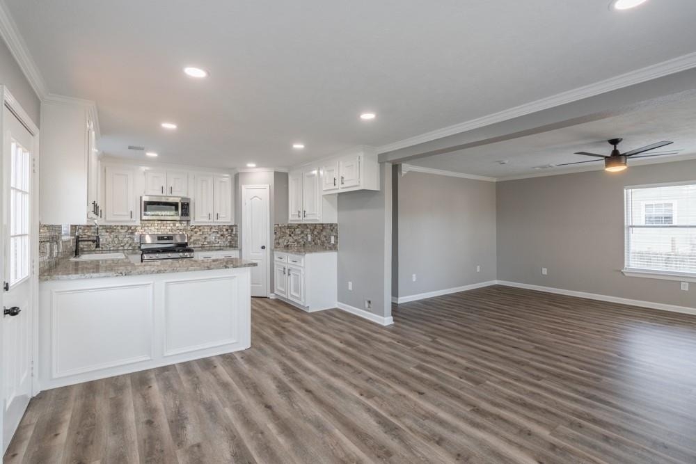 725 10th Street - Photo 10