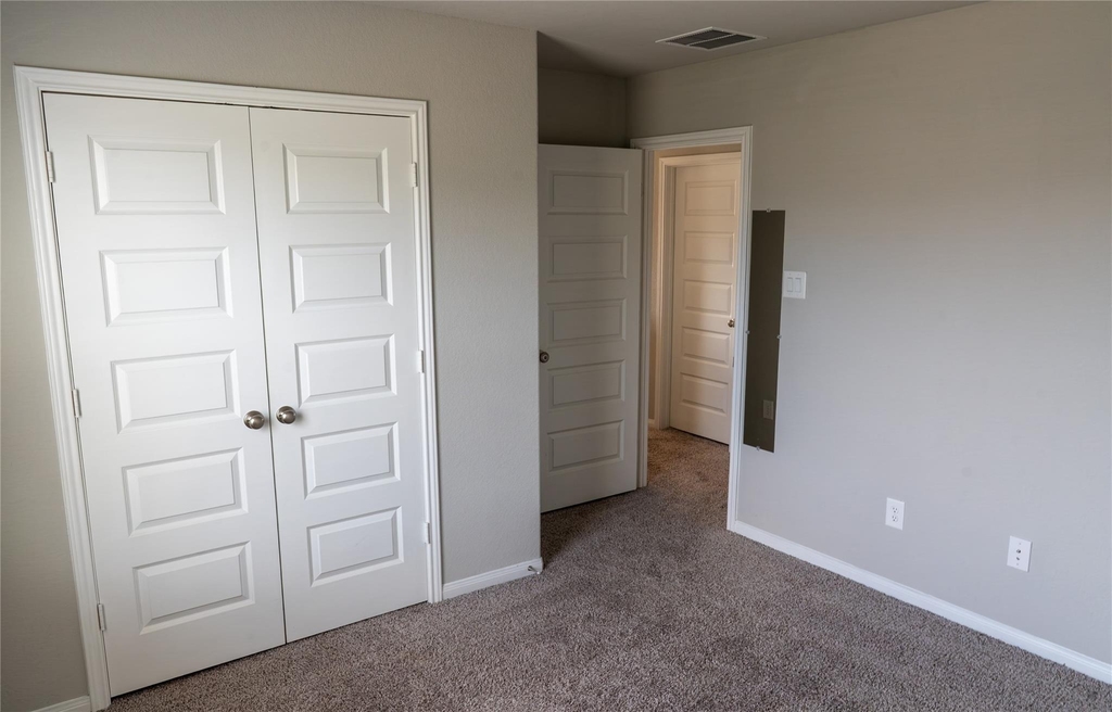 7010 Silverleaf Oak Street - Photo 36
