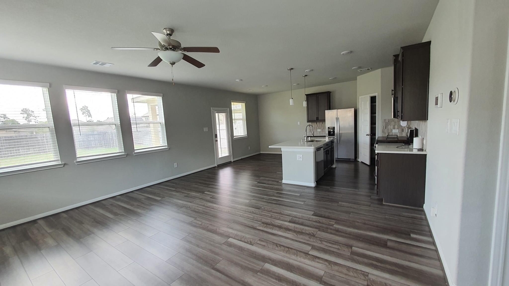 7010 Silverleaf Oak Street - Photo 7