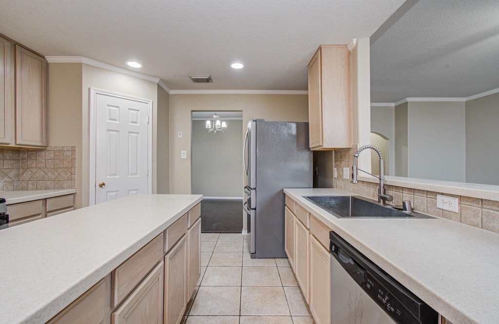 24203 Emory Green Street - Photo 24