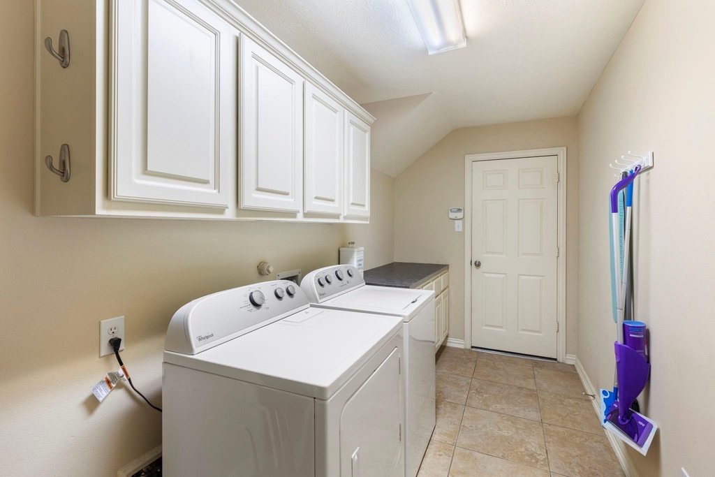 19 Driftdale Place - Photo 46