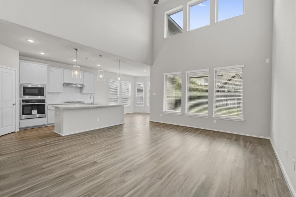 10723 Lacaille Lane - Photo 2