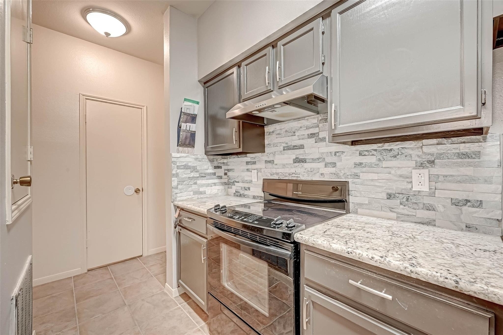 3780 Tanglewilde Street - Photo 18