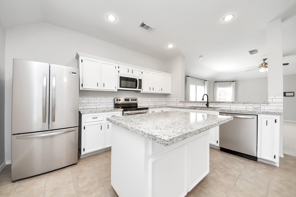 20418 Port Bishop Lane - Photo 12