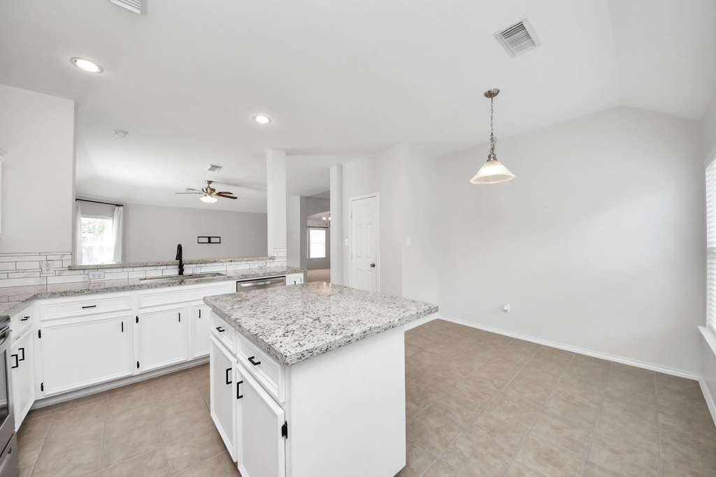 20418 Port Bishop Lane - Photo 19