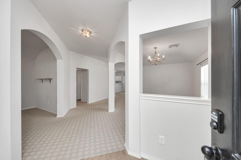 20418 Port Bishop Lane - Photo 2