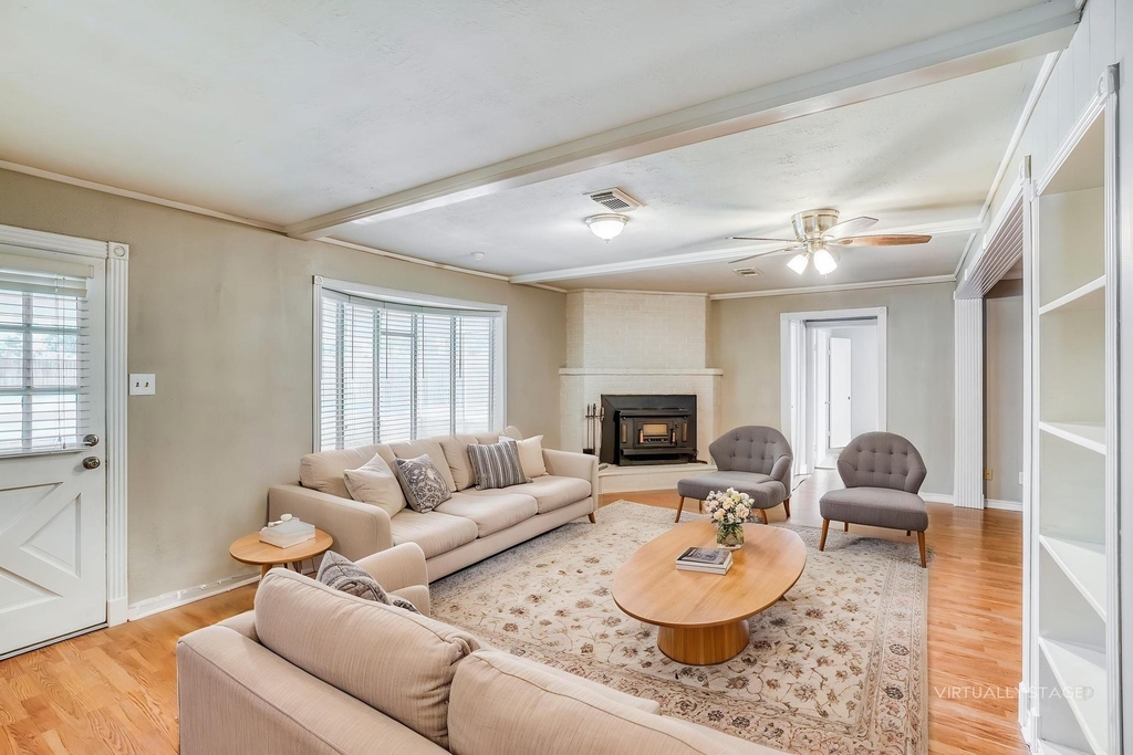 25115 Burrard Street - Photo 3