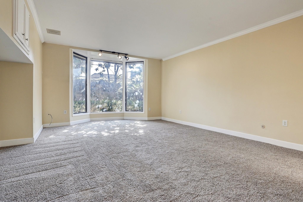 5203 Braesvalley Drive - Photo 10