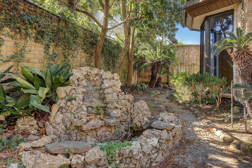 5203 Braesvalley Drive - Photo 27