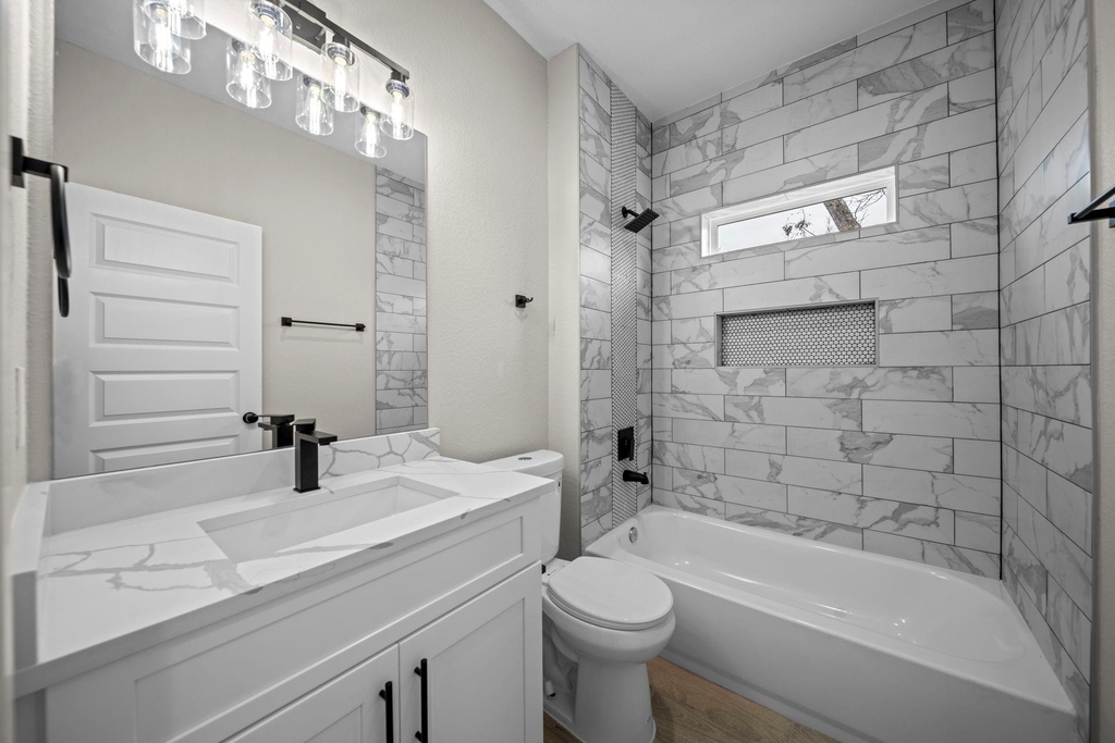929 Green Meadow Lane - Photo 8
