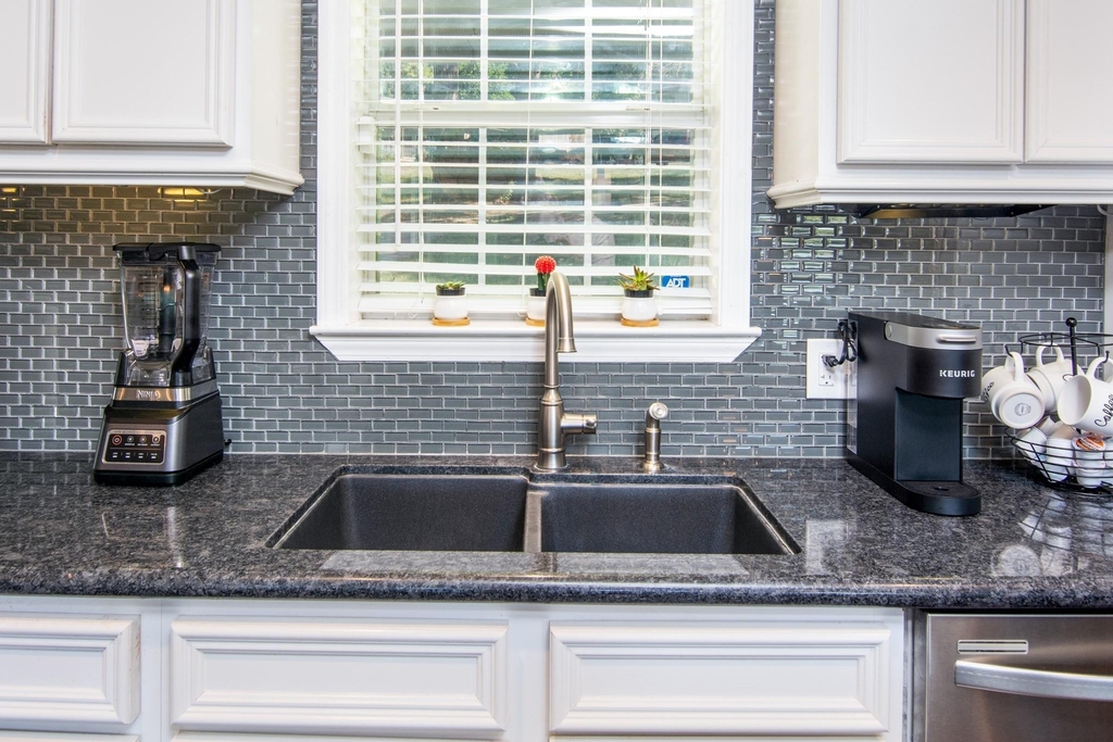 150 Edgewater Way - Photo 16